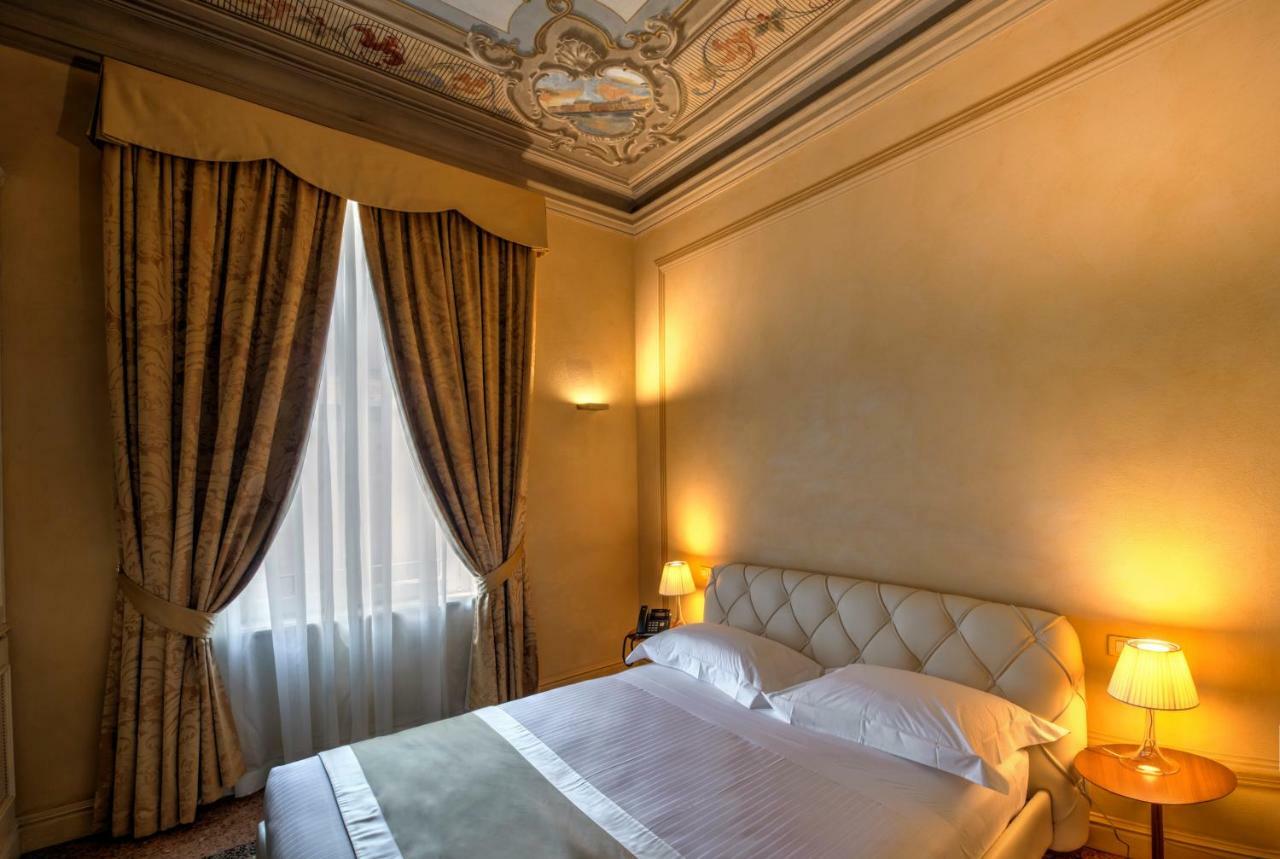 Hotel Rua Frati 48 In San Francesco Modena Exterior photo